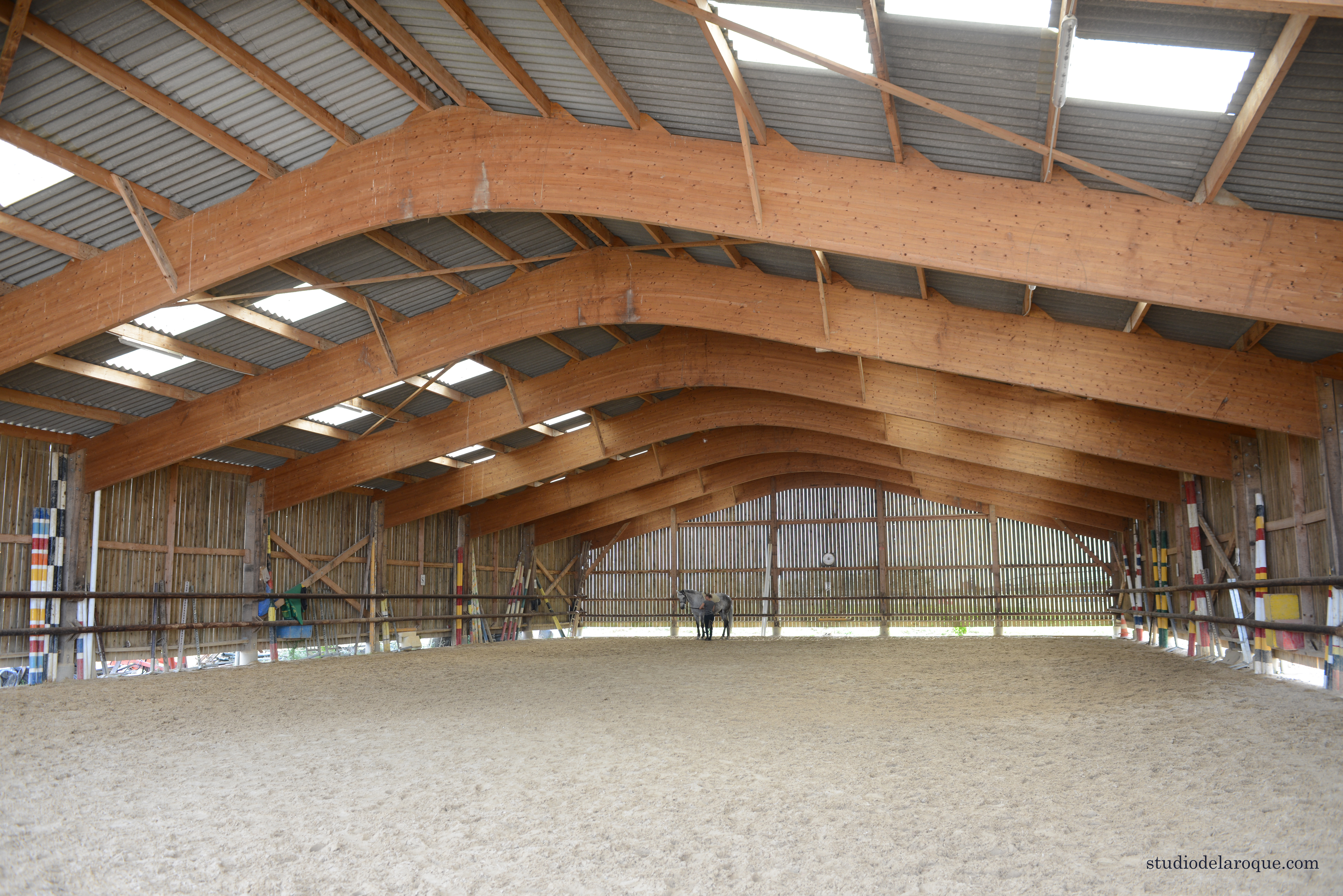ECURIE LEBOURGEOIS LIONEL – 61250 SEMALLE – ORNE (15)